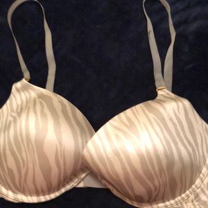Victoria secrets bra